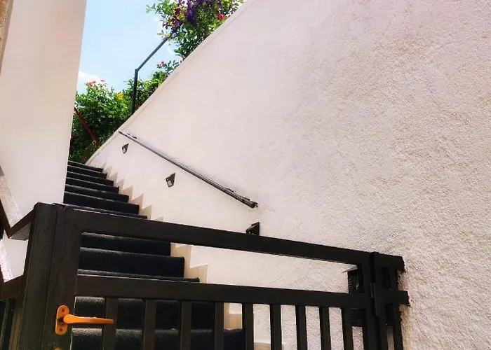 Mari Апартаменты *